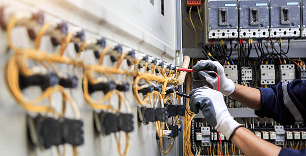Professional Electrician technician working in Cutchogue, NY